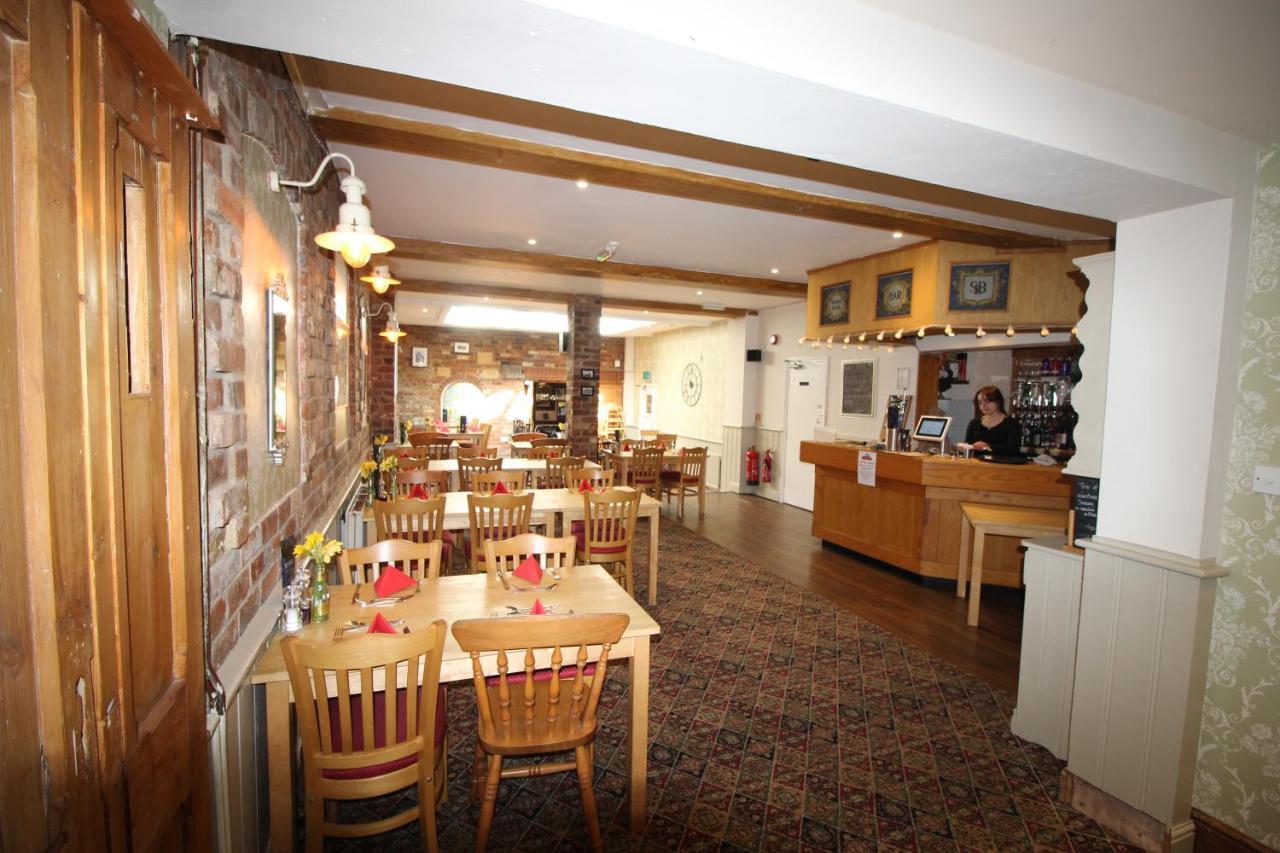 The Clothiers Arms Hotel สเตราด์ ภายนอก รูปภาพ