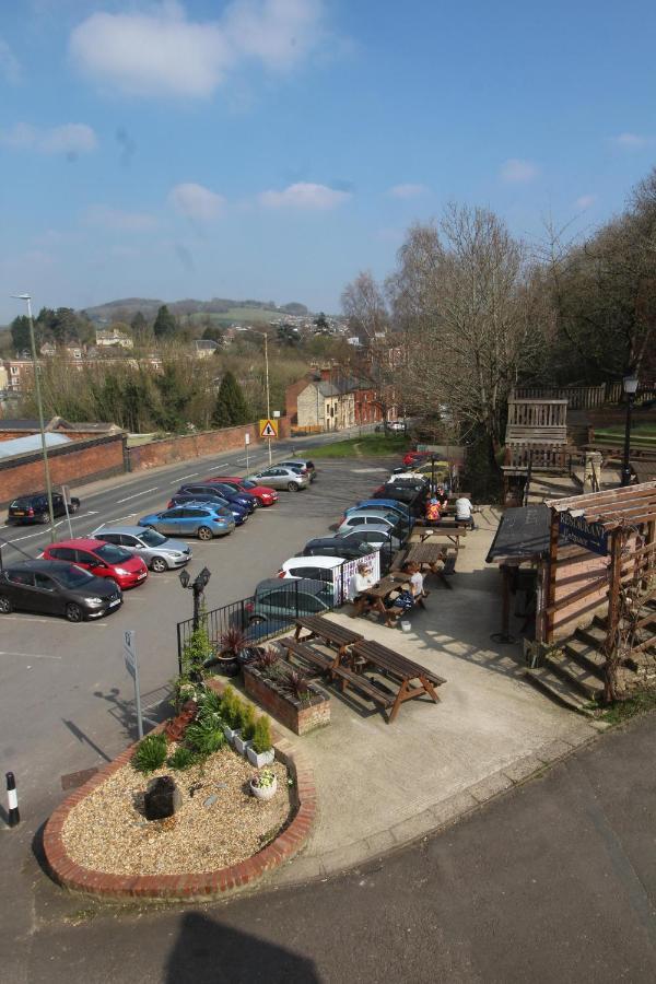 The Clothiers Arms Hotel สเตราด์ ภายนอก รูปภาพ